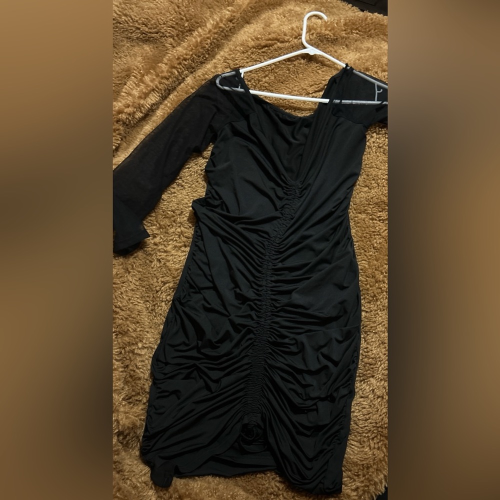 Elegant Black Ruched Dress